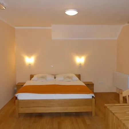 Guest house Eco Mila 3*