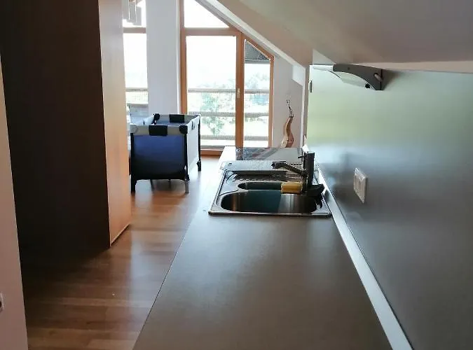 Eco Mila ロガシュカ・スラティナ