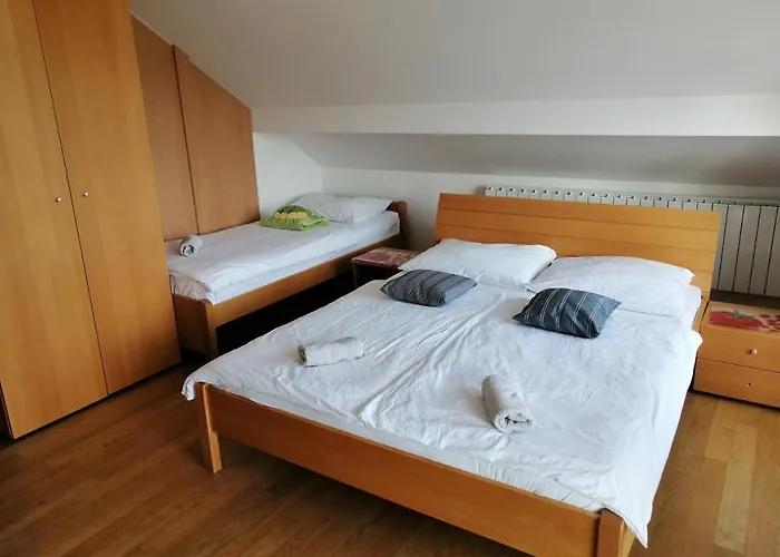 Eco Mila ゲストハウス 3*