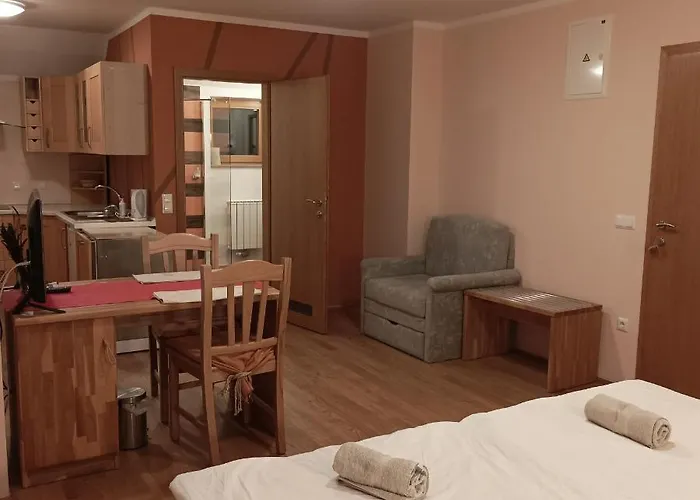 Eco Mila 3* ロガシュカ・スラティナ