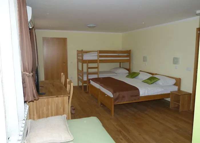 ゲストハウス Eco Mila