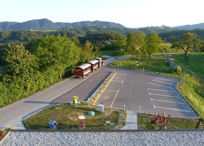 Eco Mila ゲストハウス ロガシュカ・スラティナ